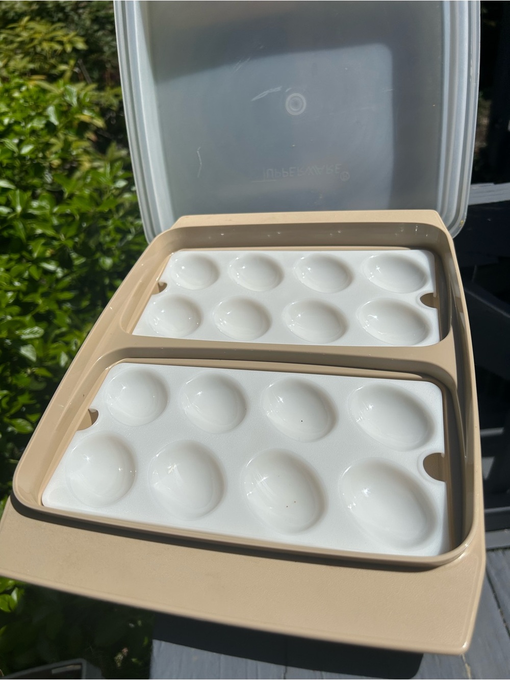 Tupperware Deviled Egg Container - Picture 3 of 4